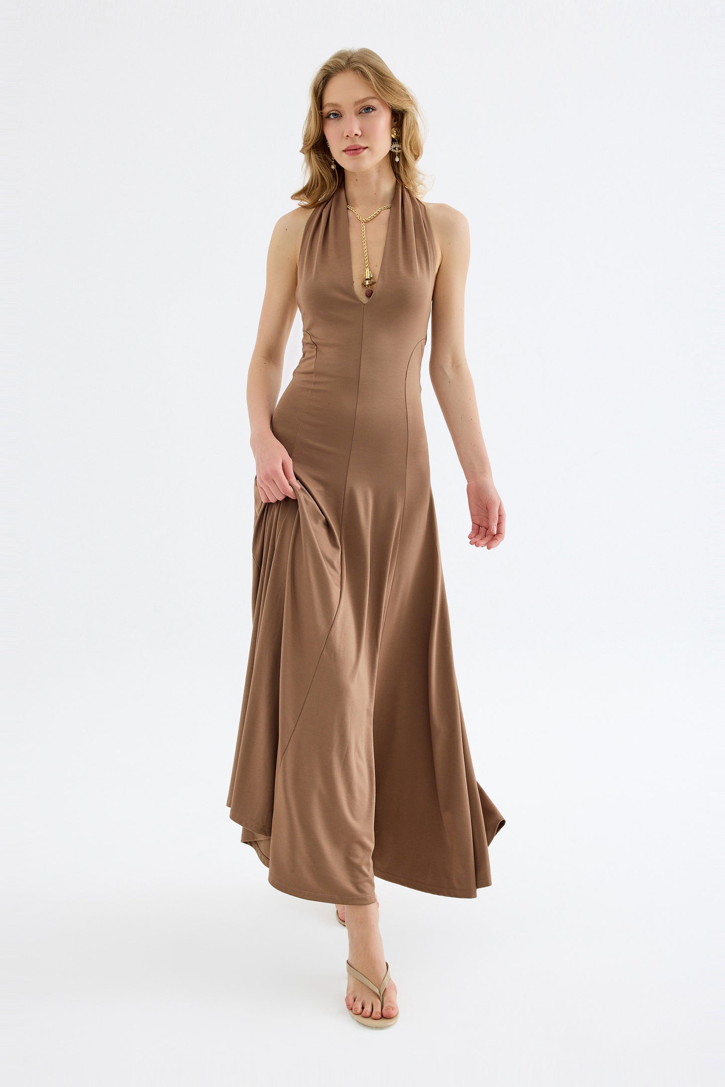 Isolde Viskon Halter Maxi Elbise - Bej